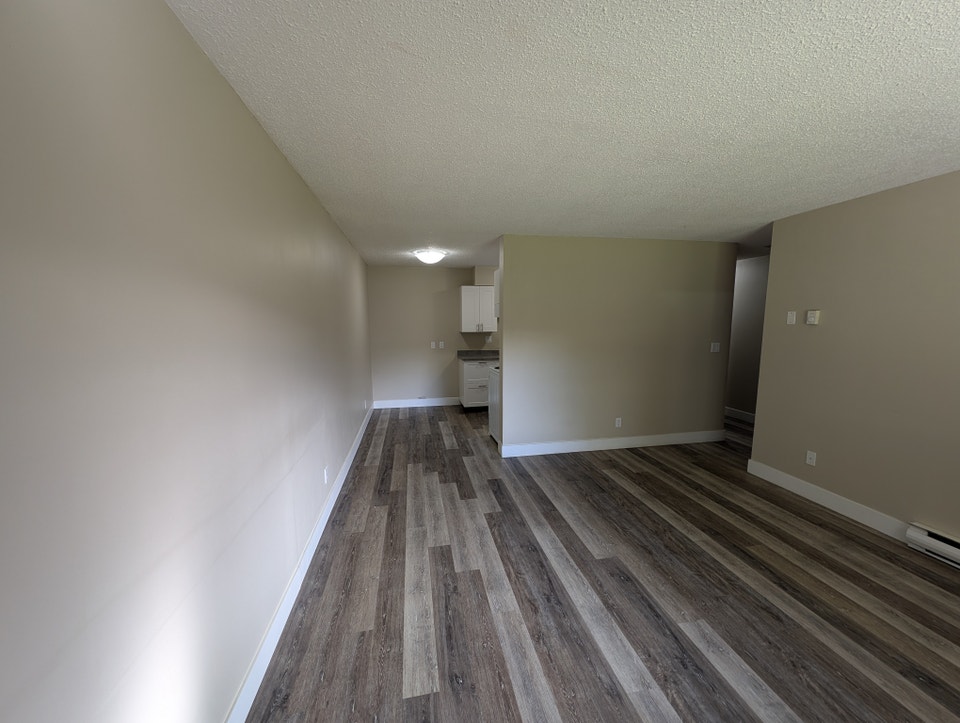 3 Bedroom 1 Bath - A/C INCLUDED starting at $1695 3