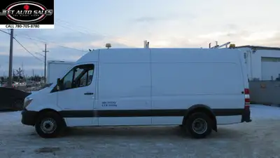 2015 MERCEDES BENZ 3500 HIGH ROOF LONG WHEEL BASE CARGO VAN.. Amvic Licenced... - 170 WHEEL BASE CAR...