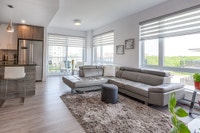 APPARTEMENT COMPLÈTEMENT 100% MEUBLÉ MENSUELLE (TOUT ÉQUIPÉ) avec 1 stationnement intérieur et locke... (image 7)