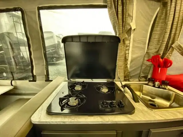 2025 Forest River RV Flagstaff MAC Series 191MT in Travel Trailers & Campers in Bedford - Image 19