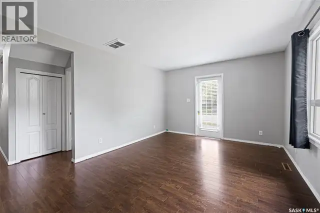 33 Merritt CRESCENT Regina, Saskatchewan in Houses for Sale in Regina - Image 4