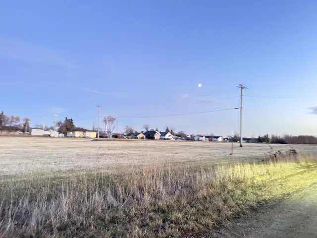 4712 53 Street Clyde, Alberta in Land for Sale in Edmonton - Image 2