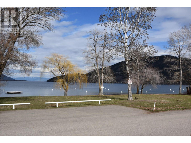 26 Lakeshore Drive Vernon, British Columbia in Houses for Sale in Vernon - Image 2