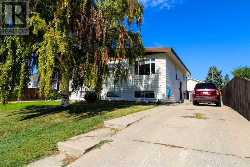 1921 8A Avenue N Lethbridge, Alberta Houses for Sale Lethbridge