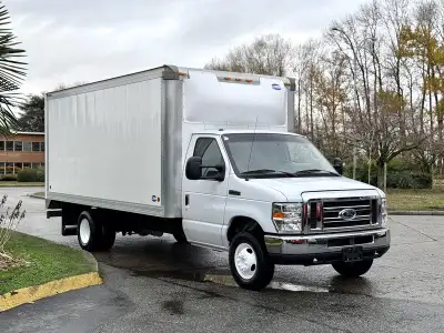 This 2019 Ford E-450 Super Duty 16-foot cube van is equipped with a 6.8L 10-cylinder engine, automat...