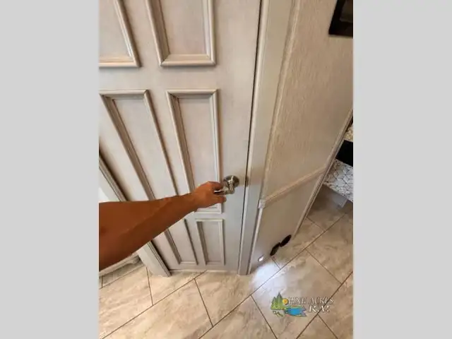 2023 Newmar Kountry Star 4037 Diesel Pusher 360 h.p. in RVs & Motorhomes in Moncton - Image 47