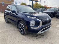 **WE WILL BEAT ANY DEALER IN THE CITY** Recent Arrival! Cosmic Blue Metallic 2022 Mitsubishi Outland... (image 7)