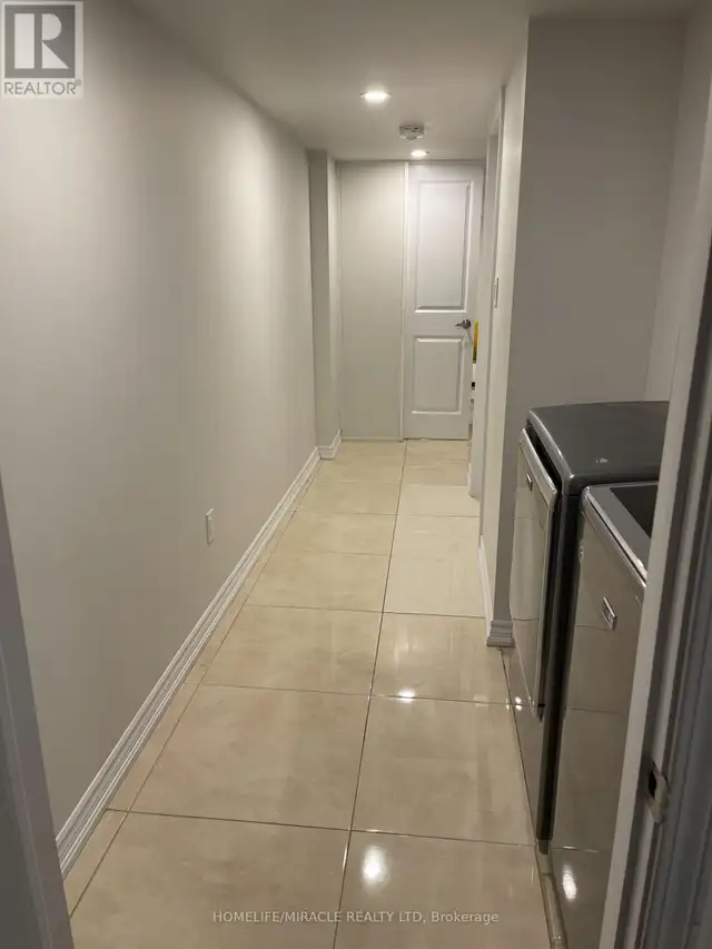 BASEMENT - 1487 CHRETIEN STREET E Milton (FO Ford), Ontario in Long Term Rentals in Oakville / Halton Region - Image 20