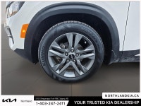 2023 Kia Seltos EX Odometer is 30004 kilometers below market average! Ready for anything, from the s... (image 6)