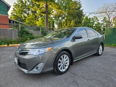 ???? 2012 Toyota Camry Hybrid XLE ???? Price: $11,999 + HST Licensing ???? Mileage: 219,201 km ⚙️ Au...