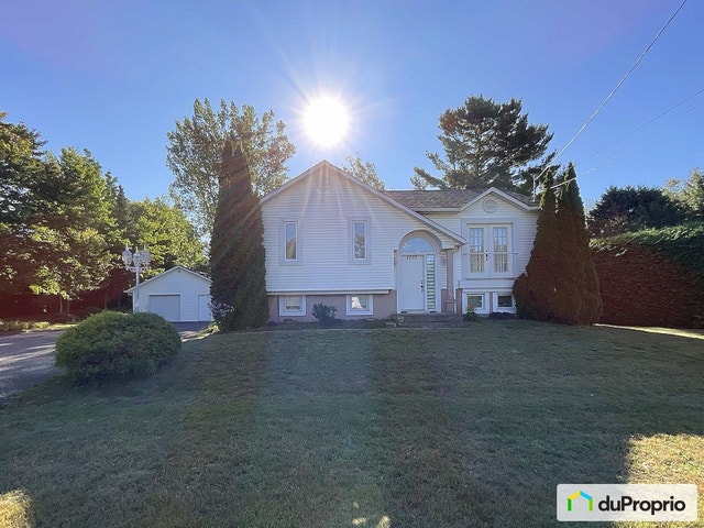 $525,000 - Bungalow for sale in St-Lin-Laurentides — photo 1