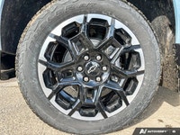 This Chevrolet Colorado boasts a Turbocharged Gas I4 2.7L/ engine powering this Automatic transmissi... (image 9)