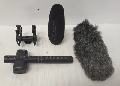 (94252-2) Zoom M3 Mictrak Microphone Recorder, View more
