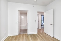 apartment for rent-appartement logement locatif-3 bedrooms/chambres-5 1/2-3cc-metro Papineau-ville-m... (image 5)