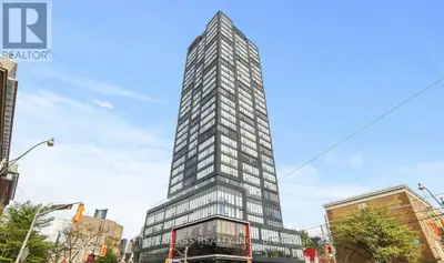 The Famous Theory Condo at Prime Location With Steps To University of Toronto, Queens Park, Subway S...