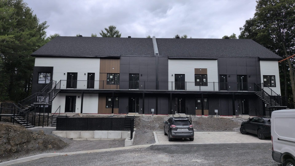 Appartement à louer - 46 rue Latour 2