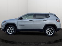 Cloth Low-Back Bucket Seats, Heated Front Seats, 8.4 Touchscreen Display, Apple Carplay, Google Andr... (image 1)