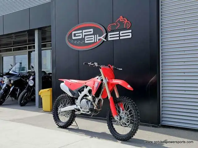2025 Honda CRF 450R in Dirt Bikes & Motocross in Oshawa / Durham Region - Image 2