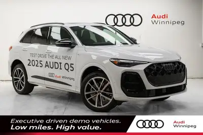 This Audi Q5 boasts a Intercooled Turbo Gas/Electric I-4 2.0 L/121 engine powering this Automatic tr...