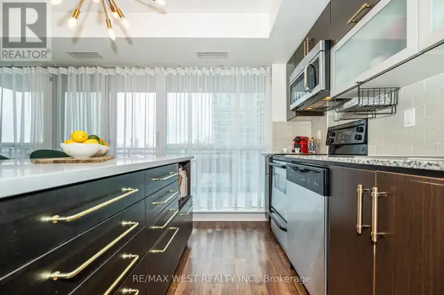 1601 - 100 WESTERN BATTERY ROAD Toronto (Niagara), Ontario in Condos for Sale in City of Toronto - Image 11