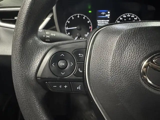 2023 Toyota Corolla Hatchback CVT in Cars & Trucks in Longueuil / South Shore - Image 21