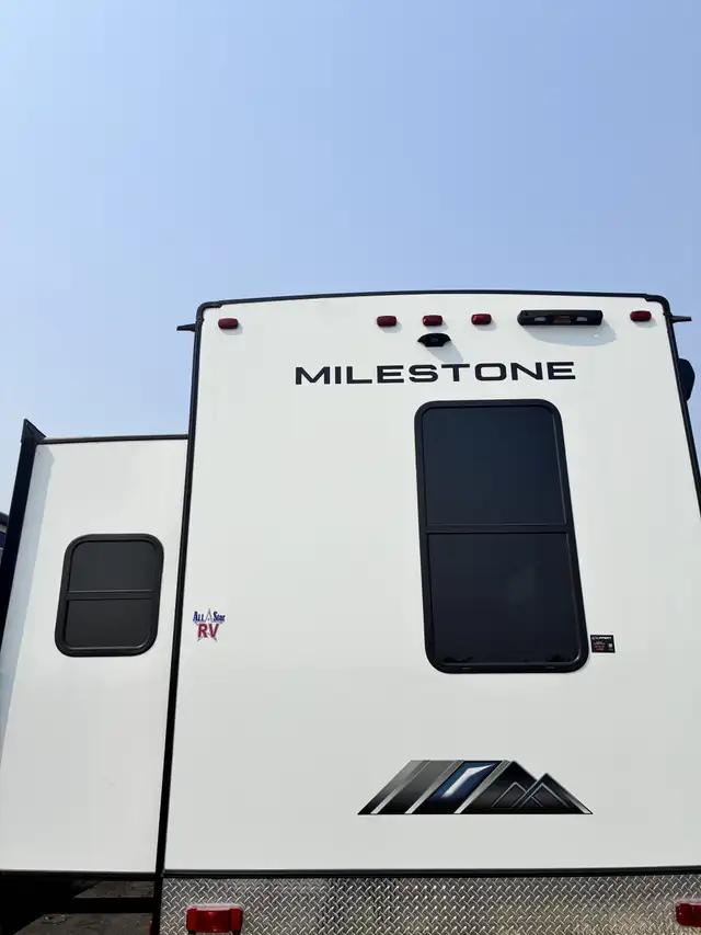 2023 Heartland MILESTONE 370 FLMB in Travel Trailers & Campers in St. Albert - Image 5