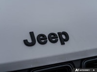 The advertised vehicle price is based on a promotional finance offer. Customers who purchase the veh... (image 8)
