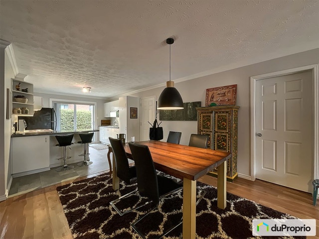 $284,000 - Condominium for sale in Sherbrooke (Jacques-Cartier) — photo 2