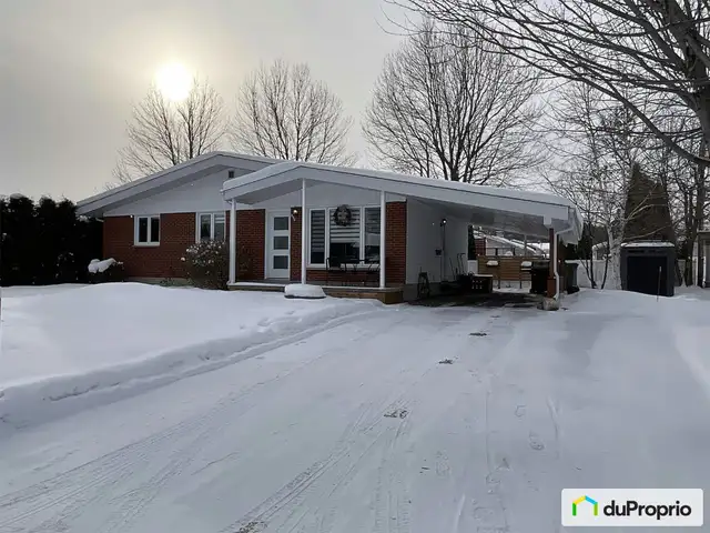 $389,000 - Bungalow for sale in Chicoutimi (Chicoutimi) in Houses for Sale in Saguenay - Image 3