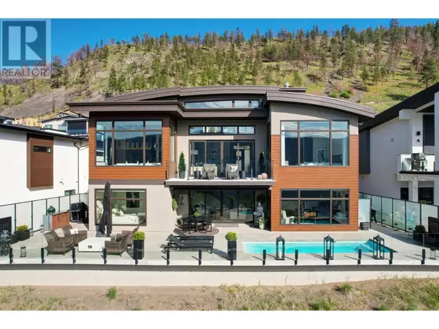 544 Clifton Lane Kelowna, British Columbia in Houses for Sale in Penticton - Image 4