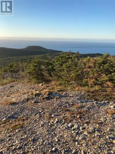 Are you looking for a large lot of land with a fantastic ocean view to build your dream home? This e...