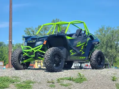 Wildcat XX Limited 998cc EFI 3-cylinder Engine Electronic Power Steering 2WD/4WD Electric Actuation...