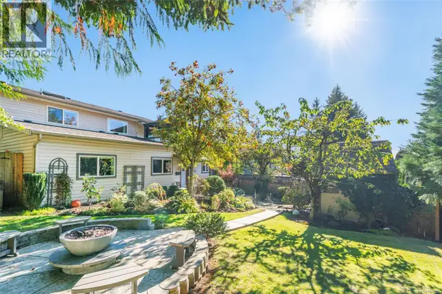 1720 McLauchlin Dr Courtenay, British Columbia in Houses for Sale in Comox / Courtenay / Cumberland - Image 29