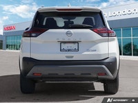Recent Arrival! CARFAX Canada Low Kilometer AWD. 2023 Nissan Rogue SV 4D Sport Utility White CVT AWD... (image 3)