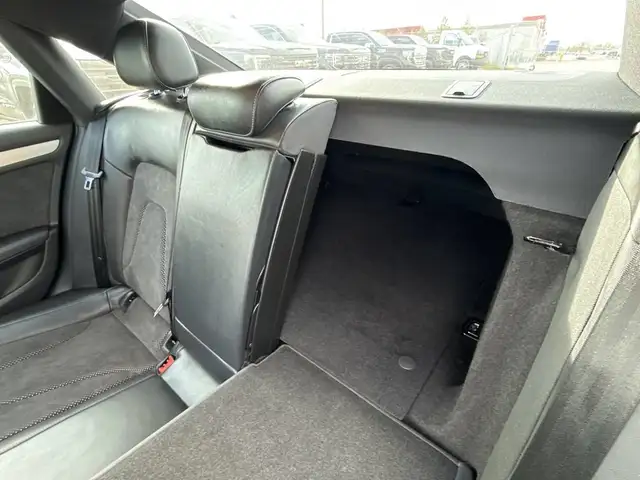 2013 Audi A4 Premium Plus6059440220831846417