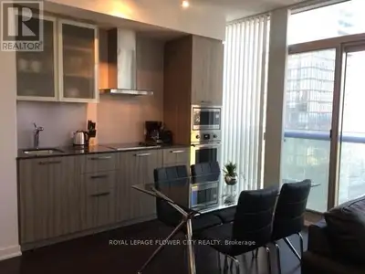4812 - 14 YORK STREET Toronto (Waterfront Communities), Ontario