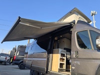 POP-TOP B-CLASS RV \ SLEEPS 4 \ 21 FEET LONG \ ROOF MOUNT 13,500 BTU AIR CONDITIONER \ GASOLINE FIRE... (image 8)