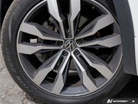 Command the road in this sleek 2023 Volkswagen Atlas Cross Sport Execline. This pristine Oryx White... (image 5)