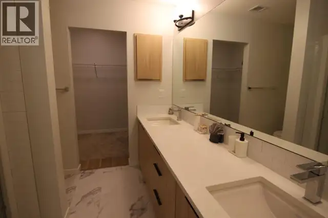 1207, 220 SETON Grove SE Calgary, Alberta in Condos for Sale in Calgary - Image 27