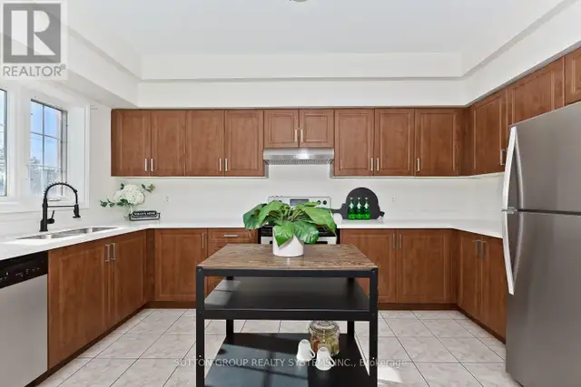 352 BLACK DRIVE Milton (CL Clarke), Ontario in Long Term Rentals in Oakville / Halton Region - Image 9