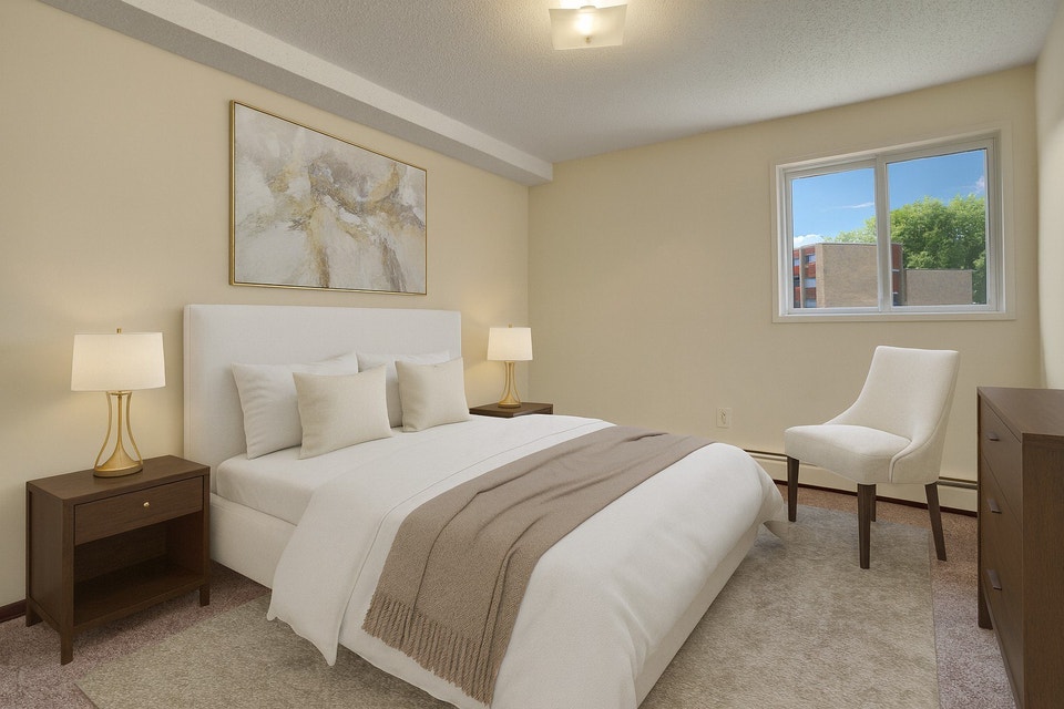2 Bed x 1 Bath Apartment for Rent on Kingsmere Blvd 5