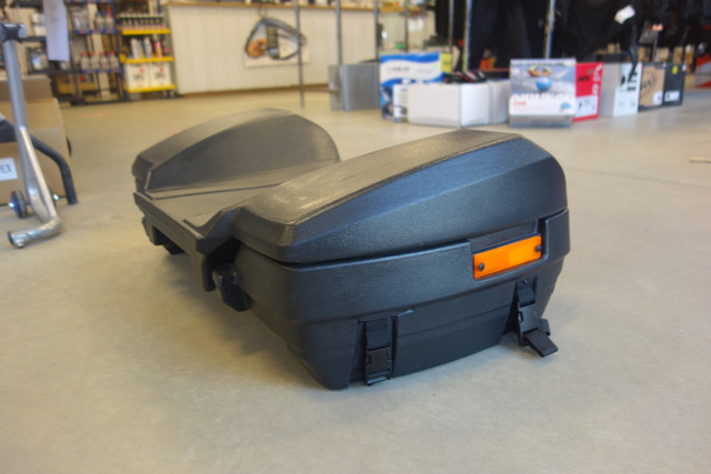 Moose Forester Front Storage Trunk in ATV Parts, Trailers & Accessories in Regina - Image 4