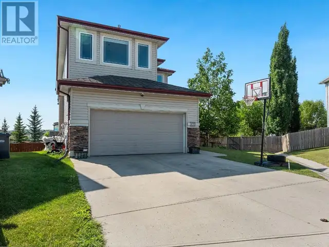 248 Westmount Crescent Okotoks, Alberta62864392143746122