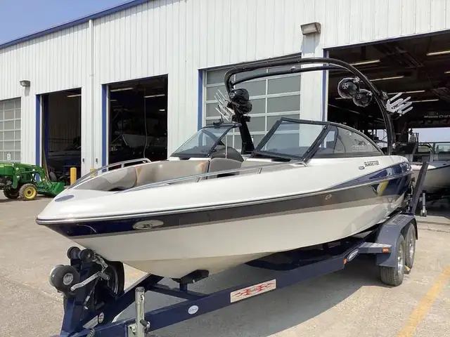 2005 Malibu Sunsetter LXi in Powerboats & Motorboats in Saskatoon - Image 4