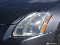 This vehicle is being sold as is, unfit and is not represented as being in road worthy condition, me... (image 8)