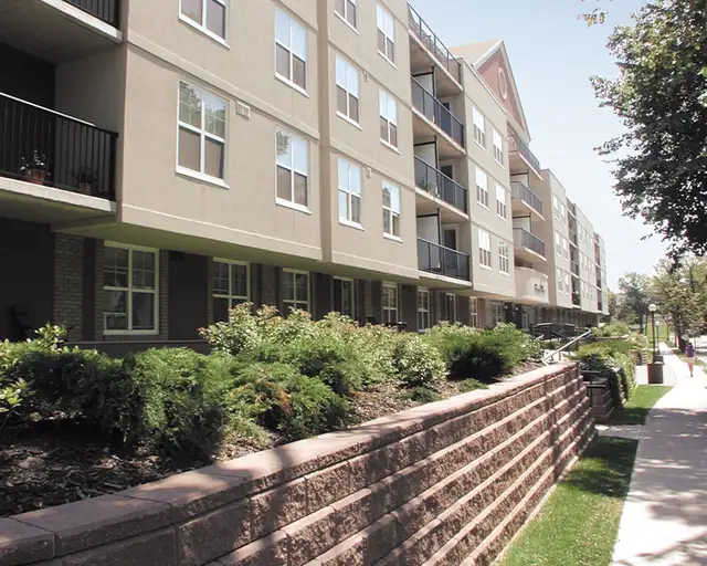 STUNNING 2 BEDROOM AVAILABLE | GET ONE MONTH FREE! in Long Term Rentals in City of Halifax - Image 3
