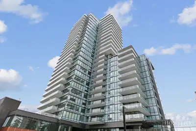 Beautiful 2 Bed + Flex Condo in White Rock! The Soleil complex boasts an impressive array of ameniti...