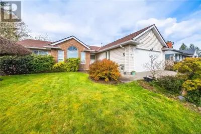 Welcome to 171 Pym St in beautiful Parksville! This 2 bed, 2 bath rancher offers comfortable, one-le...
