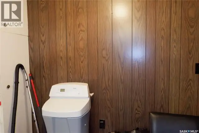 107 Empire PLACE Assiniboia, Saskatchewan in Houses for Sale in Moose Jaw - Image 32