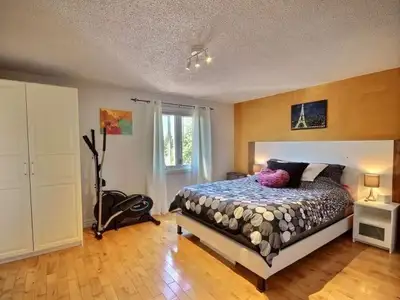 Bedrooms for Rent, very spacious and parking lot in Brampton, quiet safe neighborhood, please call t...